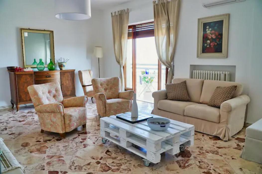 Casa Levante Monopoli Luaran gambar